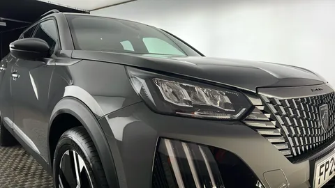 PEUGEOT 2008 1.2 PureTech 130 Allure