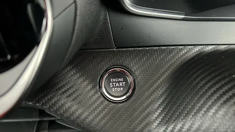 PEUGEOT 2008 1.2 PureTech 130 Allure