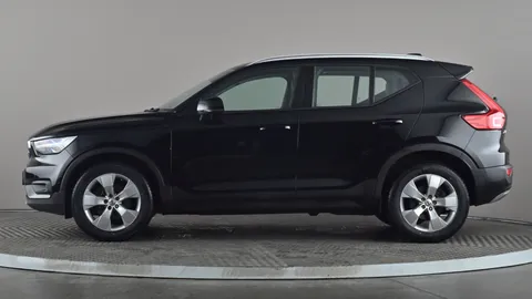VOLVO XC40 2.0 T4 Momentum Pro Geartronic