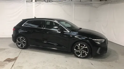 AUDI A3 30 TFSI S Line S Tronic