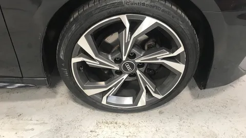 AUDI A3 30 TFSI S Line S Tronic