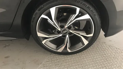 AUDI A3 30 TFSI S Line S Tronic