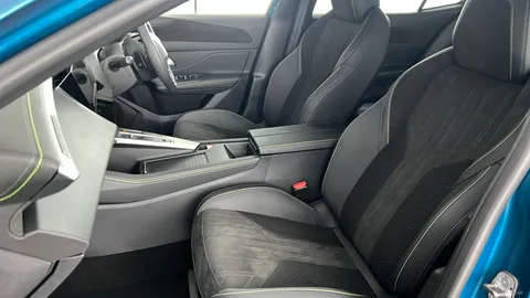 PEUGEOT 408 1.2 PureTech GT EAT8