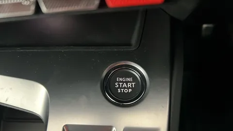 PEUGEOT 408 1.2 PureTech GT EAT8