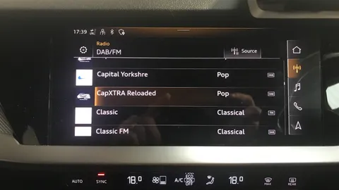 AUDI A3 30 TFSI S Line S Tronic