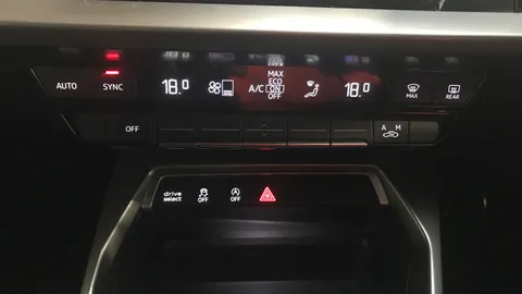 AUDI A3 30 TFSI S Line S Tronic