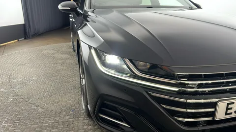 VOLKSWAGEN ARTEON 2.0 TDI R-Line DSG