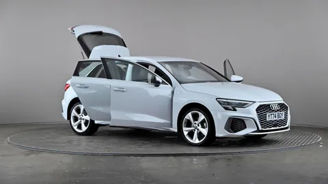 AUDI A3 40 TFSI e S Line S Tronic