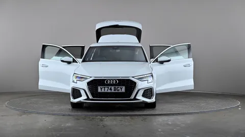 AUDI A3 40 TFSI e S Line S Tronic