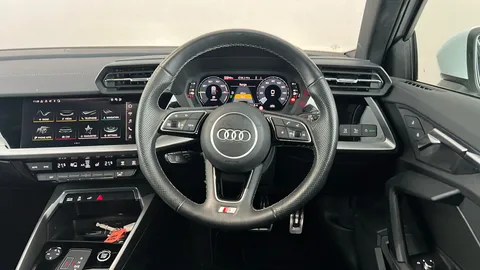 AUDI A3 40 TFSI e S Line S Tronic