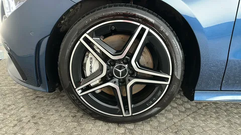 MERCEDES-BENZ CLA CLA 35 4Matic Tip Auto