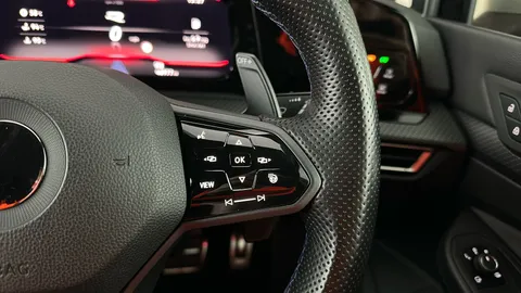 VOLKSWAGEN GOLF 2.0 TSI 320 R 4Motion DSG