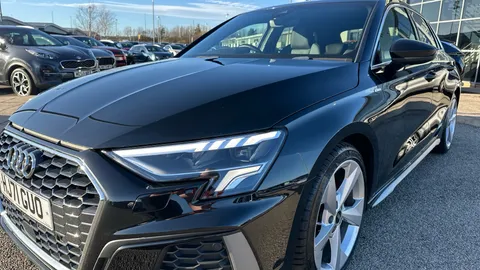 AUDI A3 35 TFSI S Line S Tronic