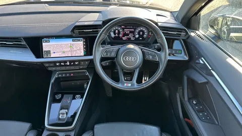 AUDI A3 35 TFSI S Line S Tronic