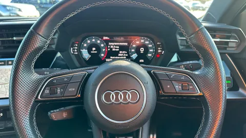 AUDI A3 35 TFSI S Line S Tronic