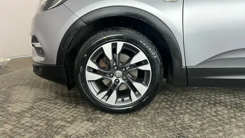 VAUXHALL GRANDLAND X 1.2 Turbo SRi Nav