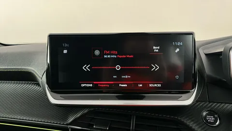 PEUGEOT 2008 1.2 PureTech 130 GT