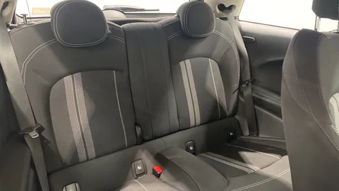 MINI HATCHBACK 135kW Cooper S Level 1 33kWh Auto