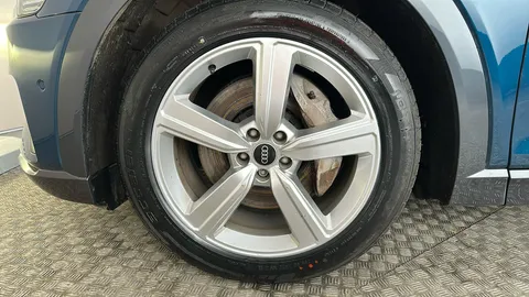 AUDI E-TRON 230kW 50 Quattro 71kWh Technik Auto