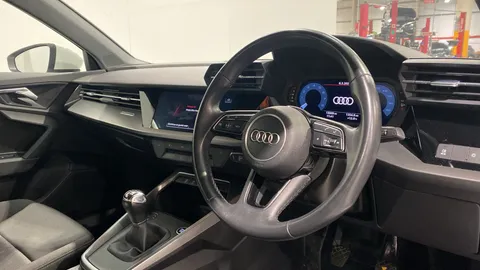 AUDI A3 30 TFSI Technik