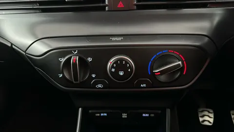 HYUNDAI BAYON 1.0 TGDi 48V MHEV SE Connect