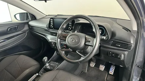 HYUNDAI BAYON 1.0 TGDi 48V MHEV SE Connect