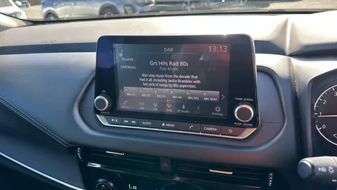 NISSAN QASHQAI 1.3 DiG-T MH Acenta Premium