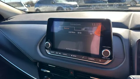 NISSAN QASHQAI 1.3 DiG-T MH Acenta Premium