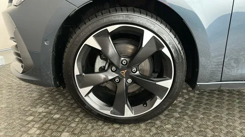 CUPRA LEON 1.5 eTSI V1 DSG