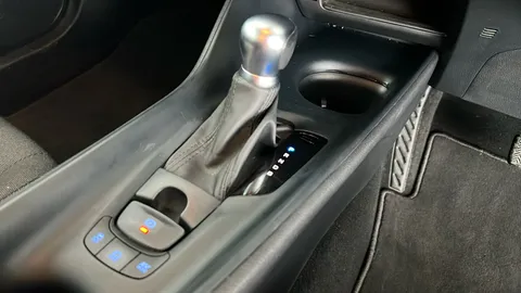 TOYOTA C-HR 1.8 Hybrid Icon CVT