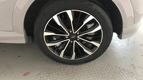 FORD PUMA 1.0 EcoBoost Hybrid mHEV ST-Line Vignale