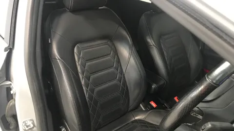 FORD PUMA 1.0 EcoBoost Hybrid mHEV ST-Line Vignale