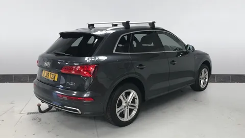 Audi Q5 40 TDI Quattro S Line S Tronic