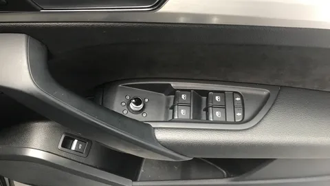 Audi Q5 40 TDI Quattro S Line S Tronic