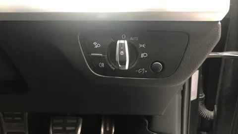 Audi Q5 40 TDI Quattro S Line S Tronic