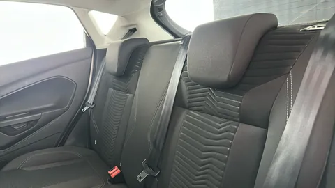 FORD FIESTA 1.6 Zetec Powershift