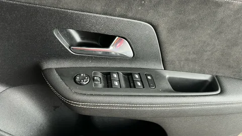 Vauxhall Mokka 100kW Ultimate 50kWh 5dr Auto