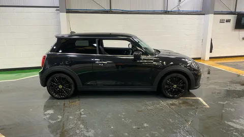 MINI HATCHBACK 135kW Cooper S Level 2 33kWh Auto