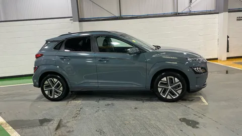 Hyundai Kona 100kW Premium 39kWh Auto