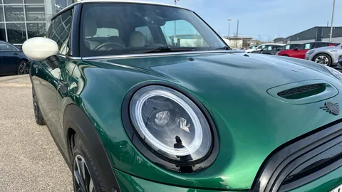 MINI HATCHBACK 135kW Cooper S Level 3 33kWh Auto