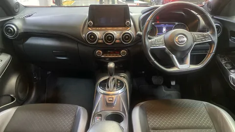 Nissan Juke 1.6 Hybrid N-Connecta Auto