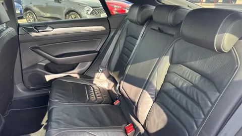 Volkswagen Arteon 2.0 TSI R-Line DSG