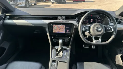 Volkswagen Arteon 2.0 TSI R-Line DSG