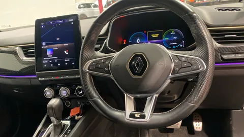 RENAULT ARKANA 1.6 E-Tech full hybrid 145 Engineered Auto