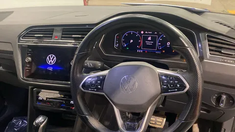 Volkswagen Tiguan 2.0 TDI R-Line 5dr DSG