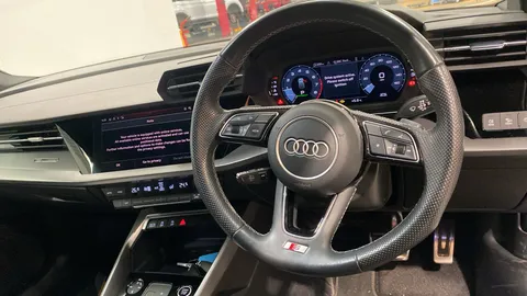 Audi A3 35 TFSI S Line S Tronic