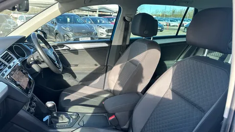 Volkswagen Tiguan 2.0 TDi 150 4Motion SE Nav 5dr DSG