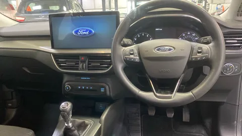 Ford Focus 1.0 EcoBoost Titanium 5dr