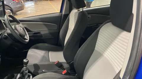 Toyota Yaris 1.5 VVT-i Icon Tech