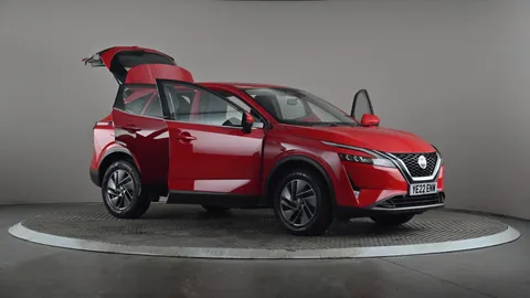 Nissan Qashqai 1.3 DiG-T MH Acenta Premium